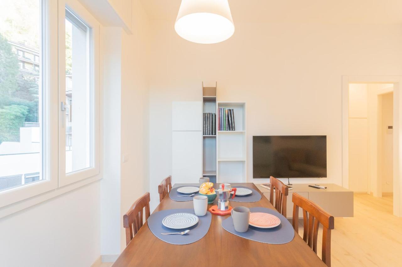 White Lake View Apartment By Rent All Комо Экстерьер фото